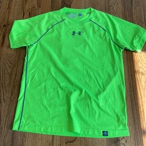 Men’s heat gear athletic under armour shirt